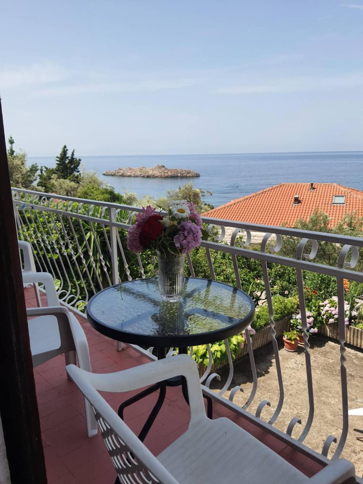 Apartments Andjus Sveti Stefan Luaran gambar