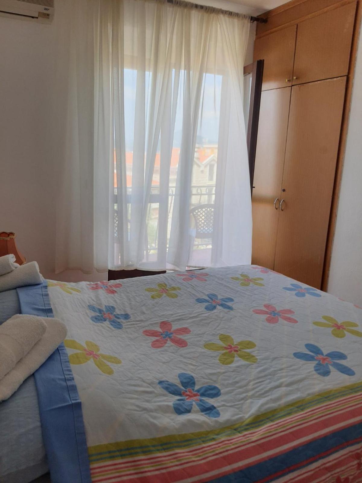 Apartments Andjus Sveti Stefan Luaran gambar